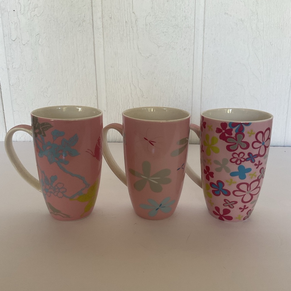 Maxwell Williams Set of Three Pink Flower Mugs Pink Paradise
